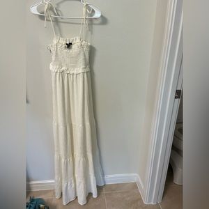 Forever 21 white long dress in size small